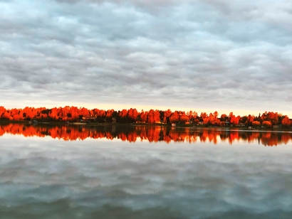 Fall In Minnesota Lakes Countr...