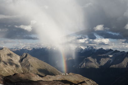 Rainbow upon Pik Terskol Obser...